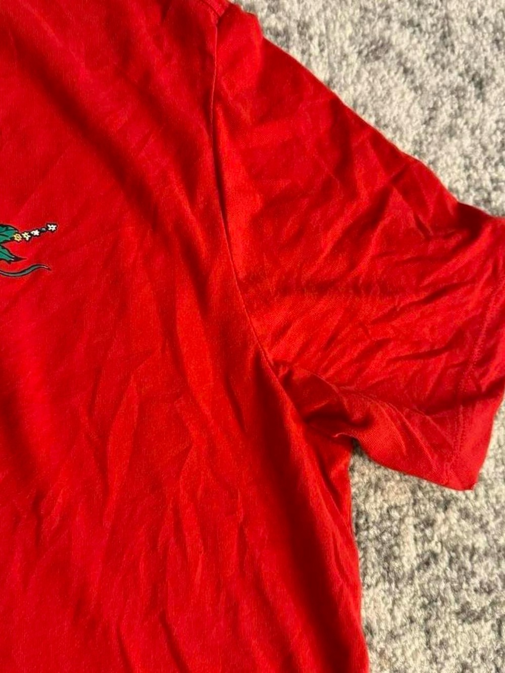 Red Nike basketball tee with unique floral design Size Large - Picture 4 of 4